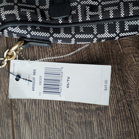 🖤🤍 Brand New Tommy Hilfiger Monogram Black & White Crossbody Purse  Bag - Picture 6 of 16